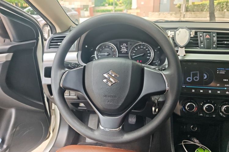 Used Suzuki Alivio 2015 1.6L Manual Comfort Model Steering Wheel