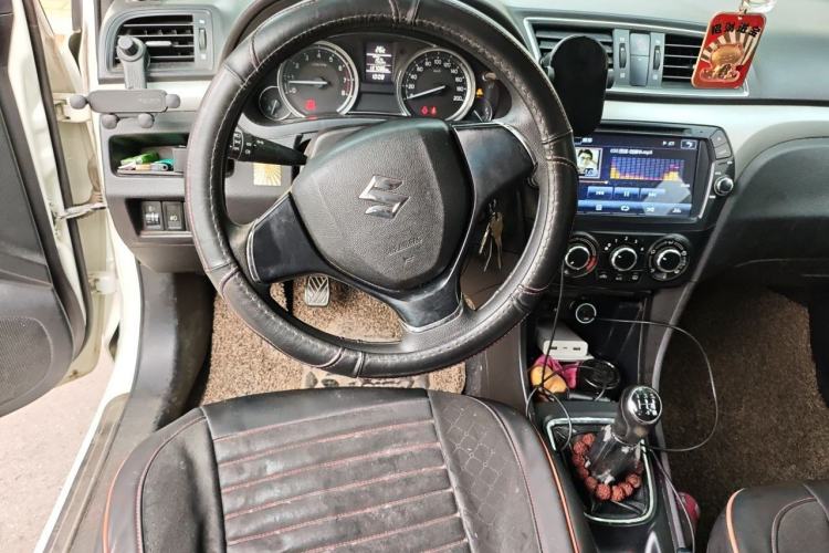 Used Suzuki Alivio 2015 1.6L Manual Comfort Model Steering Wheel