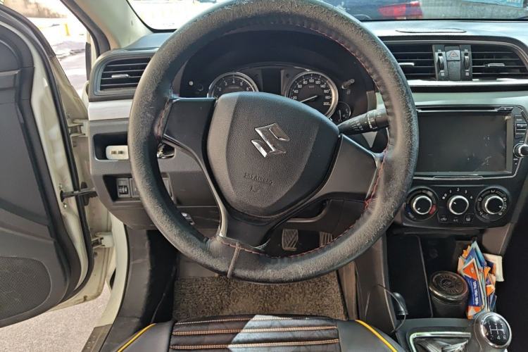 Used Suzuki Alivio 2015 1.6L Manual Comfort Model Steering Wheel