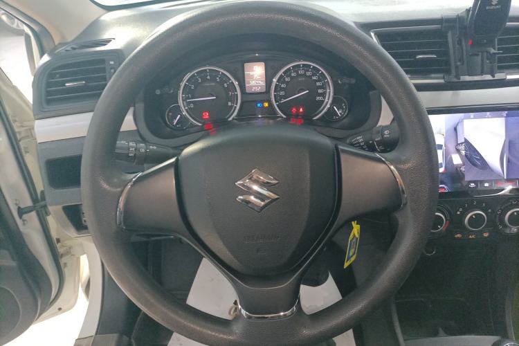 Used Suzuki Alivio 2015 1.6L Manual Comfort Model Steering Wheel