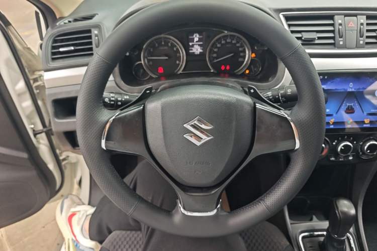 Used Suzuki Alivio 2015 1.6L Automatic Comfort Model Steering Wheel