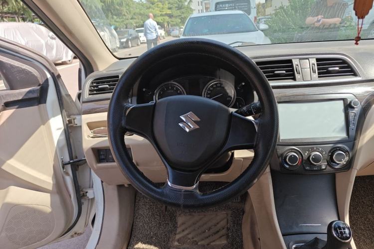 Used Suzuki Alivio 2015 1.6L Manual Comfort Model Steering Wheel