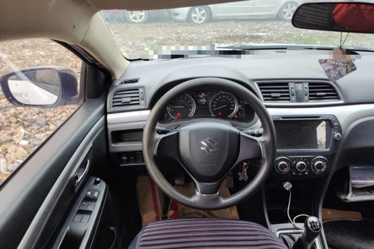 Used Suzuki Alivio 2015 1.6L Manual Comfort Model Steering Wheel