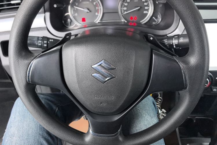 Used Suzuki Alivio 2015 1.6L Automatic Comfort Model Steering Wheel