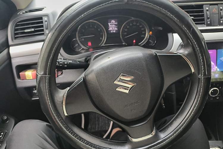 Used Suzuki Alivio 2015 1.6L Manual Comfort Model Steering Wheel
