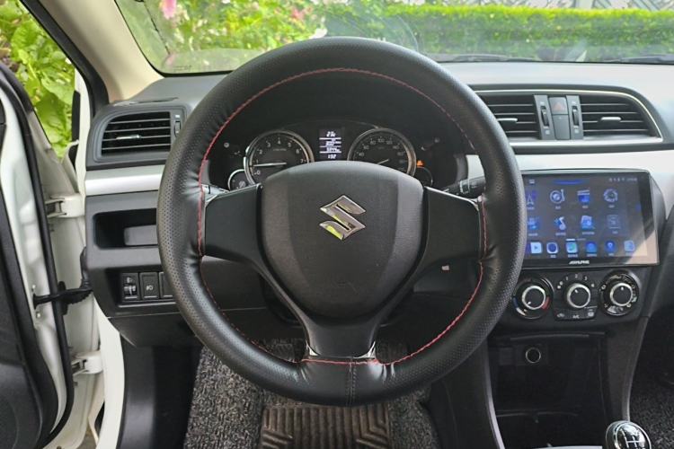 Used Suzuki Alivio 2015 1.6L Manual Comfort Model Steering Wheel