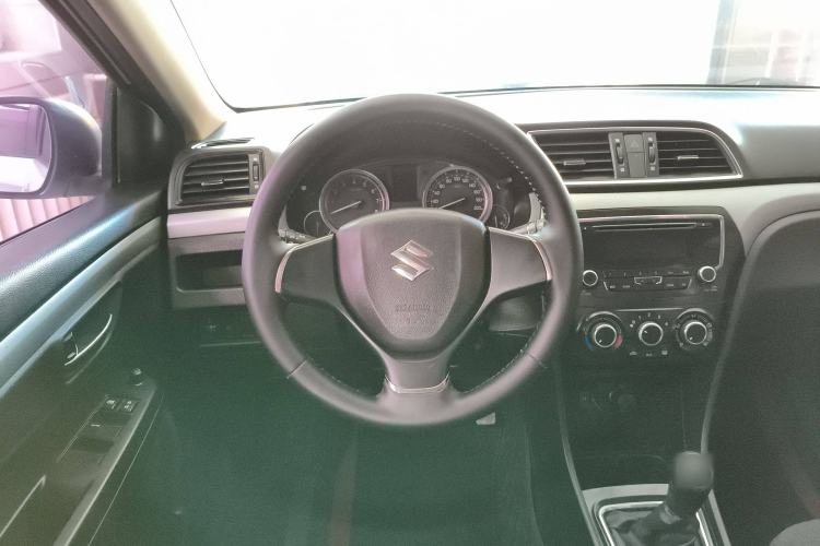 Used Suzuki Alivio 2015 1.6L Manual Comfort Model Steering Wheel