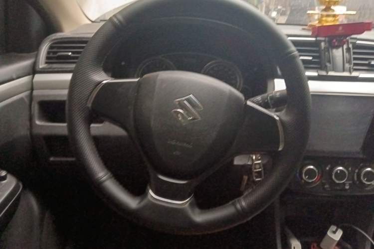Used Suzuki Alivio 2015 1.6L Manual Comfort Model Steering Wheel