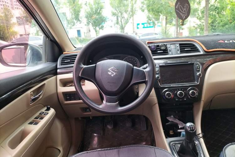 Used Suzuki Alivio 2015 1.6L Manual Comfort Model Steering Wheel