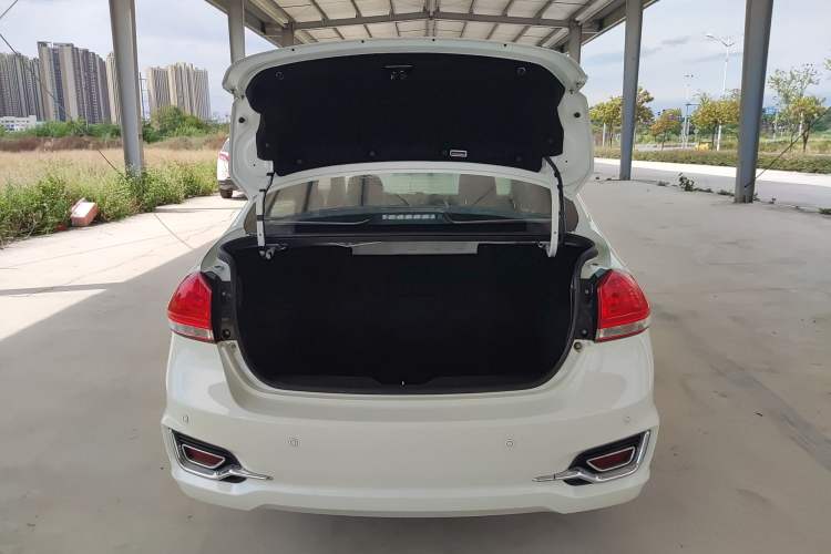 Used Suzuki Alivio 2015 1.6L Automatic Enjoyment Model Trunk