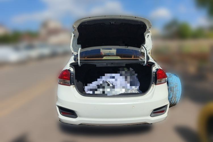 Used Suzuki Alivio 2015 1.6L Manual Comfort Model Trunk
