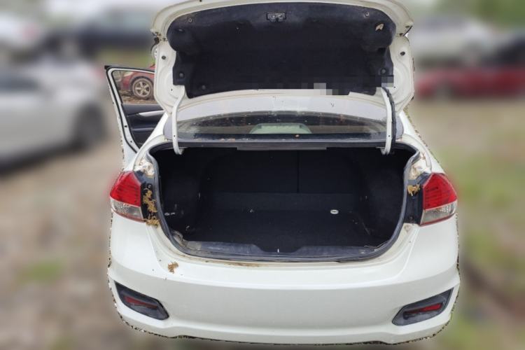Used Suzuki Alivio 2015 1.6L Manual Comfort Model Trunk