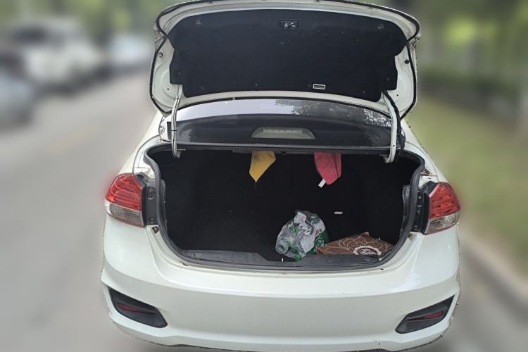 Used Suzuki Alivio 2015 1.6L Manual Comfort Model Trunk