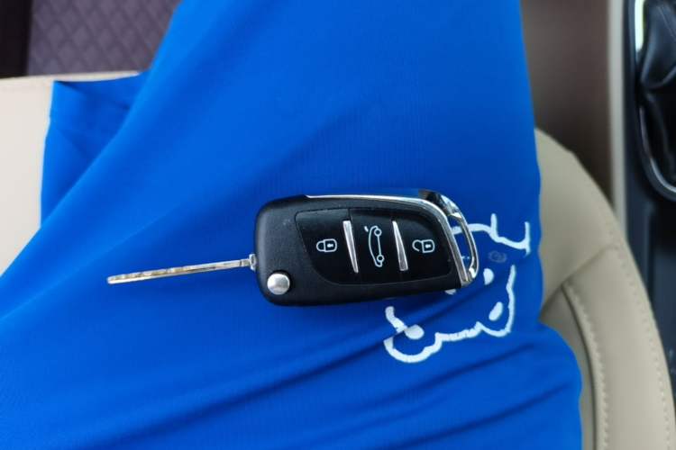 Used Suzuki Alivio 2015 1.6L Manual Comfort Model Vehicle Key