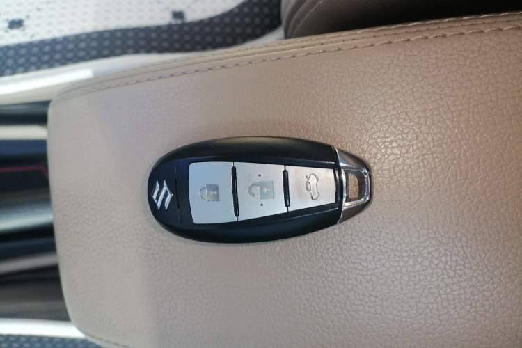 Used Suzuki Alivio 2015 1.6L Manual Enjoyment Model Vehicle Key