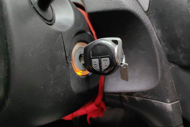 Used Suzuki Alivio 2015 1.6L Manual Comfort Model Vehicle Key