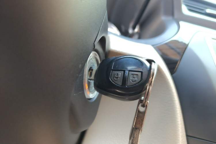 Used Suzuki Alivio 2015 1.6L Manual Comfort Model Vehicle Key