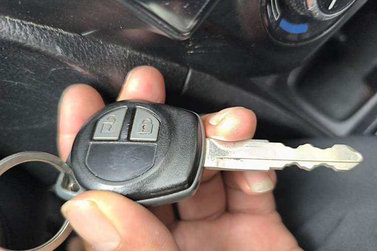 Used Suzuki Alivio 2015 1.6L Manual Comfort Model Vehicle Key