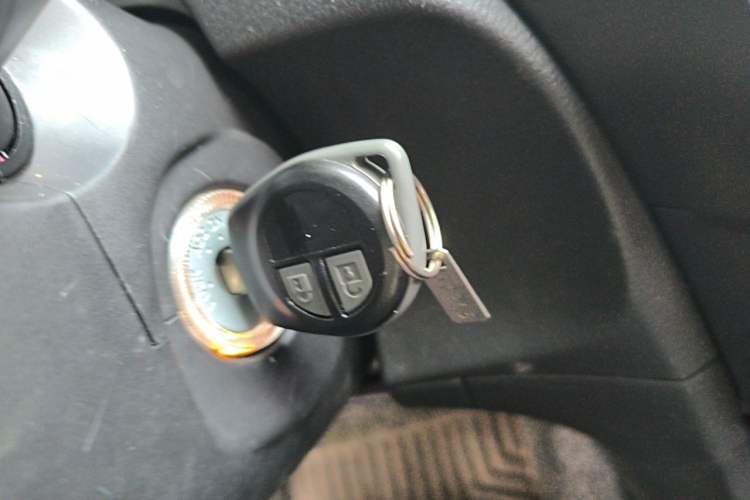 Used Suzuki Alivio 2015 1.6L Manual Comfort Model Vehicle Key