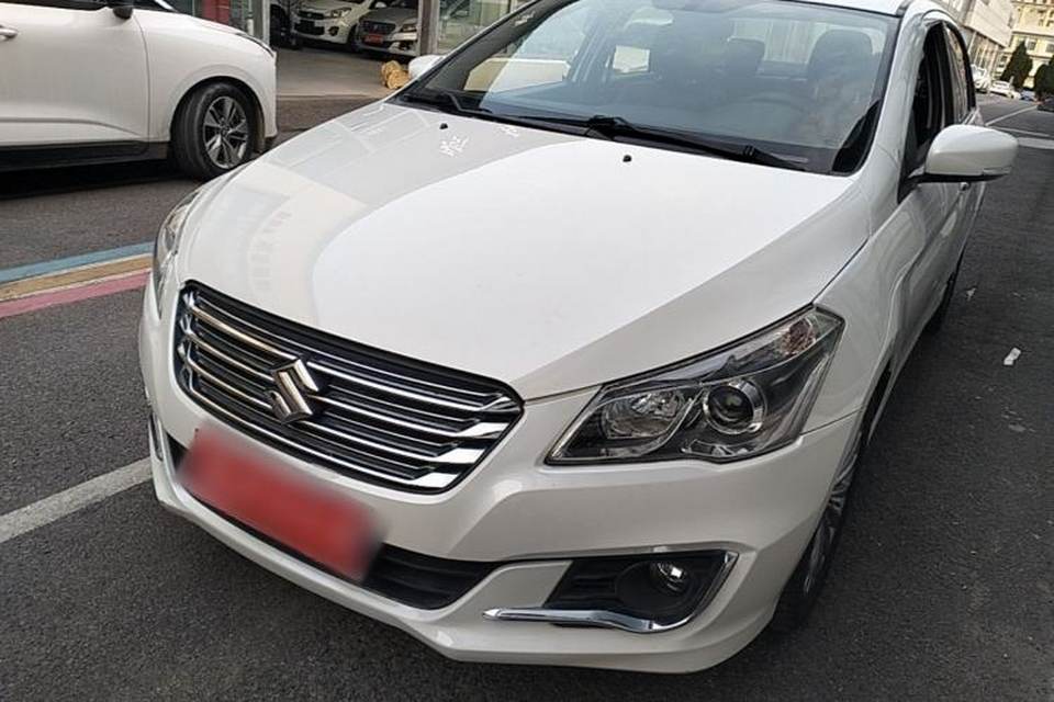 Suzuki Alivio 2015