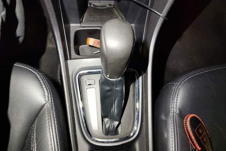 Used Suzuki Alivio 2018 1.6L Automatic Pro Edition Deluxe Version Gear Lever