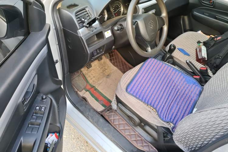 Used Suzuki Alivio  Driver Seat