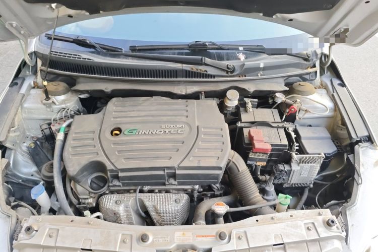 Used Suzuki Alivio  Engine Bay