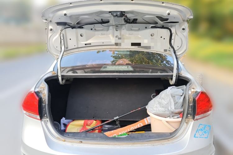 Used Suzuki Alivio  Trunk