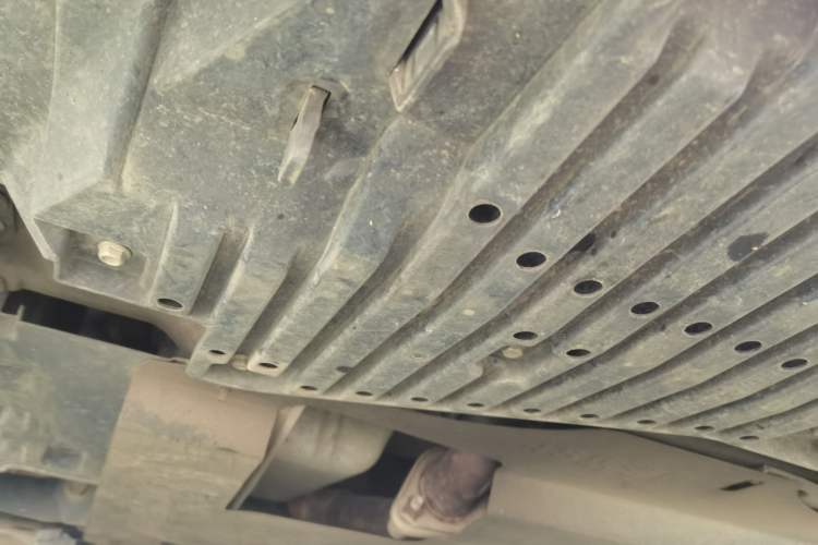 Used Suzuki Alivio  Chassis Front Right