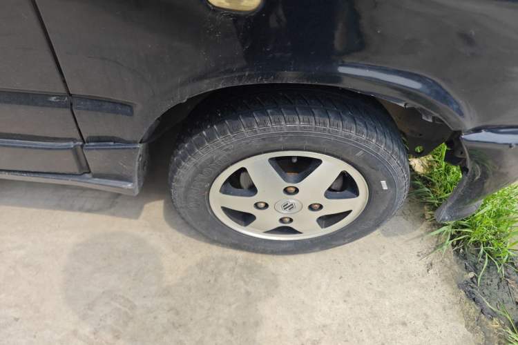 Used Suzuki Alto 2006 0.8L Happy Prince Right Front Wheel Hub