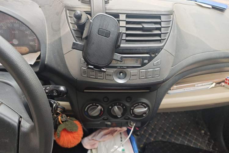 Used Suzuki Alto 2009 1.0L Automatic Luxury Version Audio And AC Panel