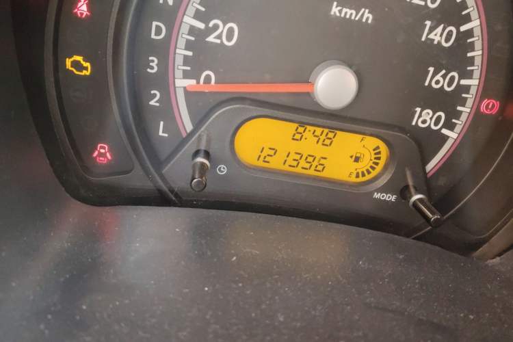 Used Suzuki Alto 2009 1.0L Automatic Luxury Version Odometer Close Up