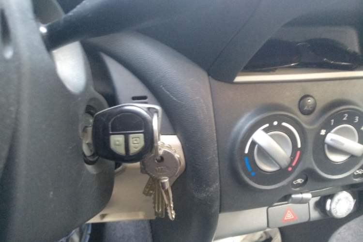 Used Suzuki Alto 2009 1.0L Automatic Luxury Version Vehicle Key