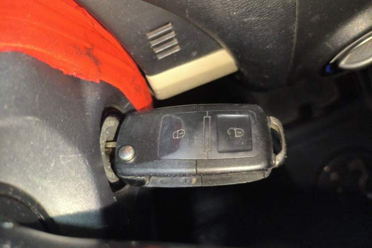 Used Suzuki Alto 2009 1.0L Automatic Luxury Version Vehicle Key