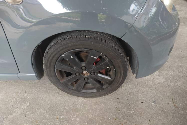 Used Suzuki Alto 2009 1.0L Manual Deluxe Edition Right Front Wheel Hub