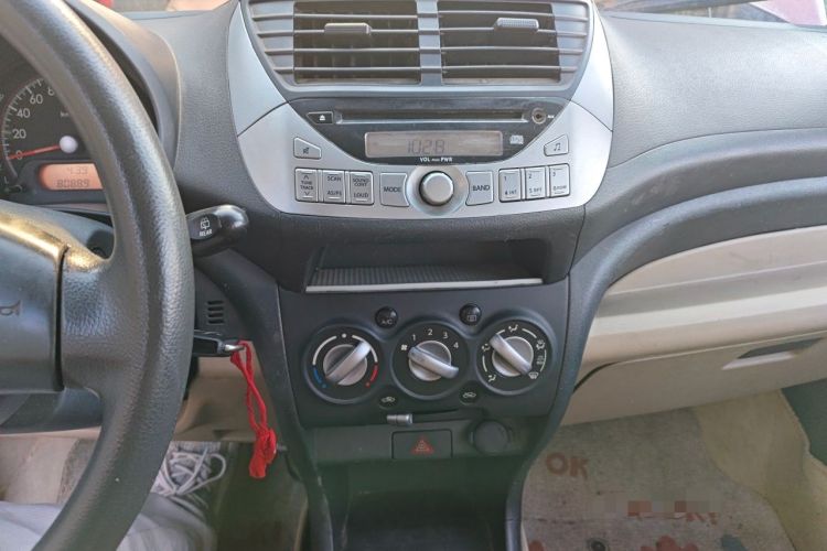 Used Suzuki Alto 2009 1.0L Automatic Luxury Version Audio And AC Panel