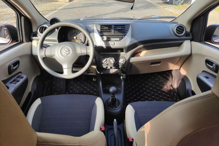 Used Suzuki Alto 2009 1.0L Manual Deluxe Edition Center Console