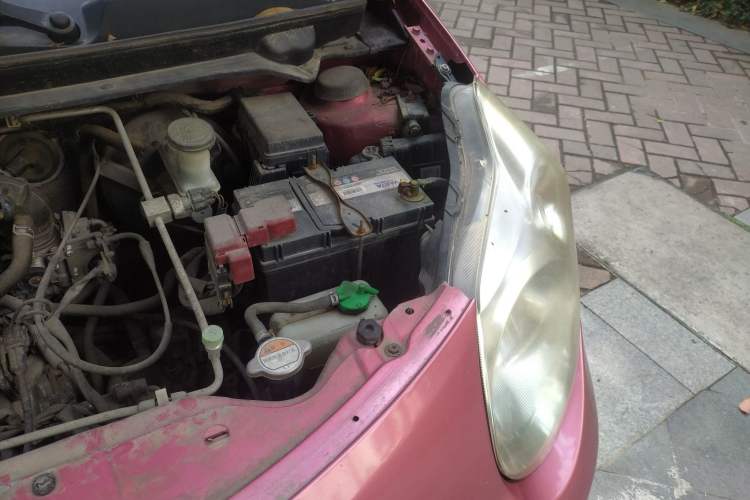 Used Suzuki Alto 2009 1.0L Automatic Luxury Version Engine Bay Left