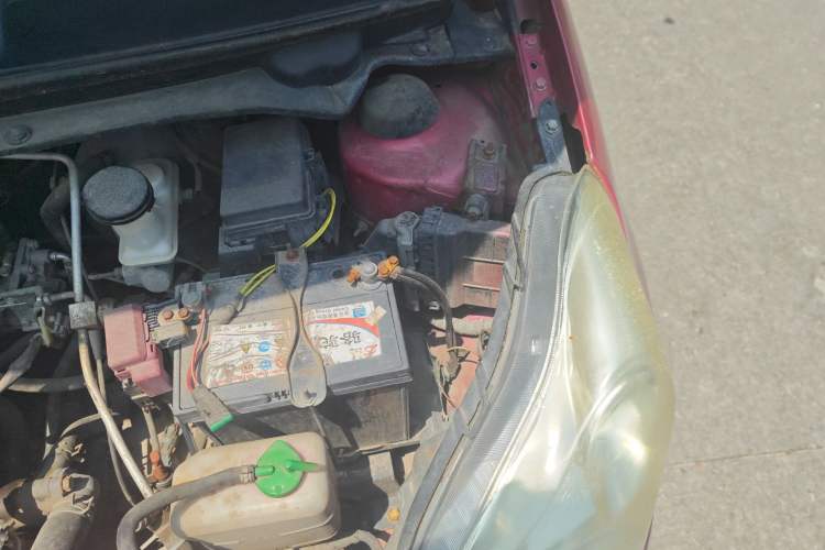 Used Suzuki Alto 2009 1.0L Automatic Luxury Version Engine Bay Left