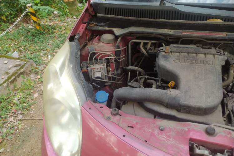 Used Suzuki Alto 2009 1.0L Automatic Luxury Version Engine Bay Right
