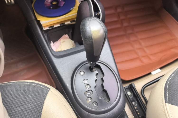 Used Suzuki Alto 2009 1.0L Automatic Luxury Version Gear Lever
