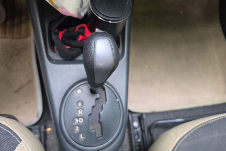 Used Suzuki Alto 2009 1.0L Automatic Luxury Version Gear Lever