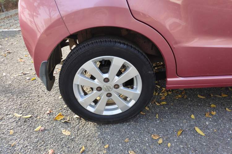 Used Suzuki Alto 2009 1.0L Manual Deluxe Edition Right Rear Wheel Hub