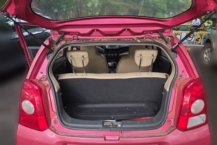 Used Suzuki Alto 2009 1.0L Automatic Luxury Version Trunk