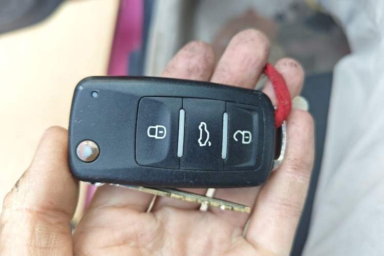 Used Suzuki Alto 2009 1.0L Automatic Luxury Version Vehicle Key