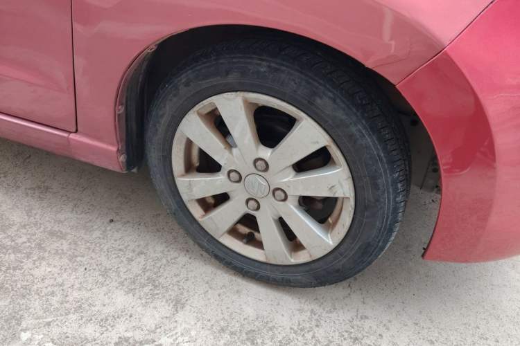 Used Suzuki Alto 2009 1.0L Automatic Luxury Version Right Front Wheel Hub