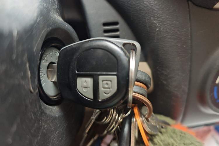 Used Suzuki Alto 2009 1.0L Automatic Luxury Version Vehicle Key