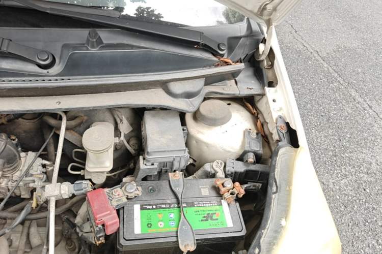 Used Suzuki Alto 2009 1.0L Automatic Luxury Version Engine Bay Left