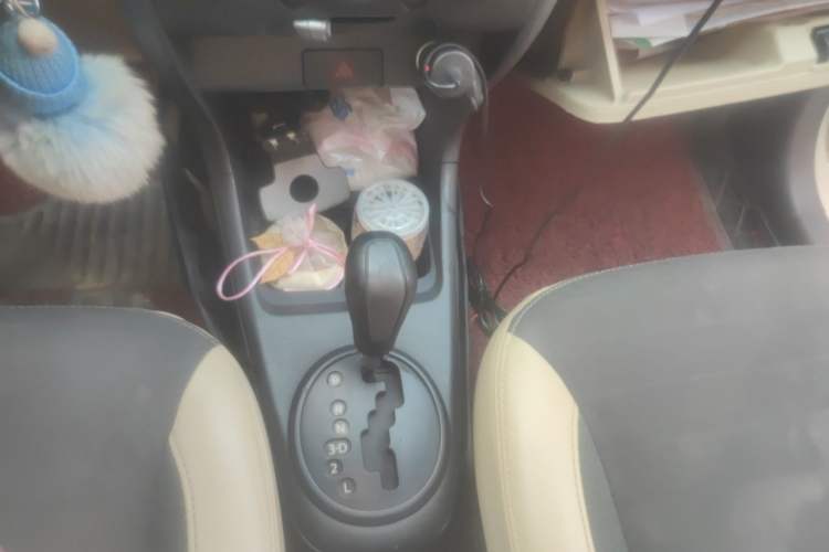 Used Suzuki Alto 2009 1.0L Automatic Luxury Version Gear Lever
