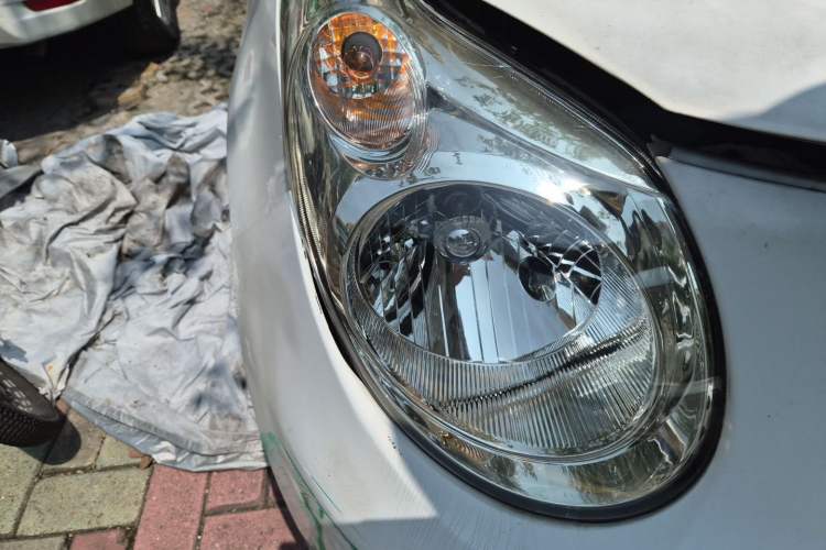 Used Suzuki Alto 2009 1.0L Automatic Luxury Version Right Front Headlight